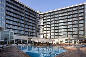 Yas Island Rotana Hotel 4*