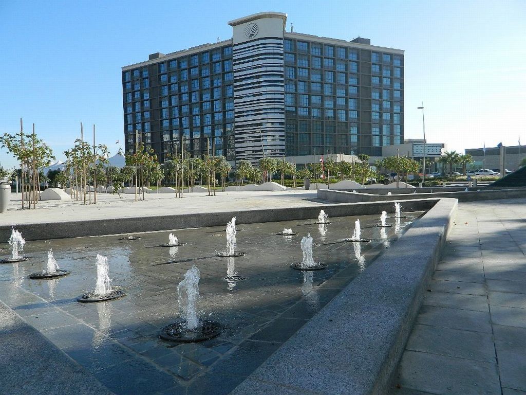 Yas Island Rotana 4*